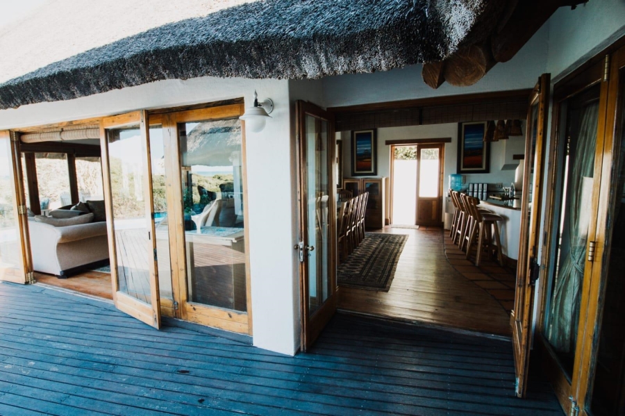 4 Bedroom Property for Sale in Paradise Beach Eastern Cape